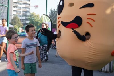 Agrandir l'image 49 sur 77, fenêtre modale