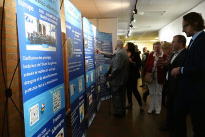 Agrandir l'image 9 sur 15, fenêtre modale