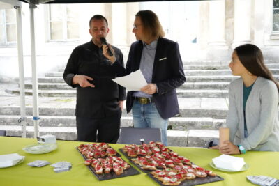 Agrandir l'image 2 sur 29, fenêtre modale