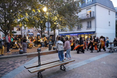 Agrandir l'image 2 sur 39, fenêtre modale