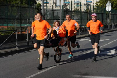 Agrandir l'image 16 sur 43, fenêtre modale