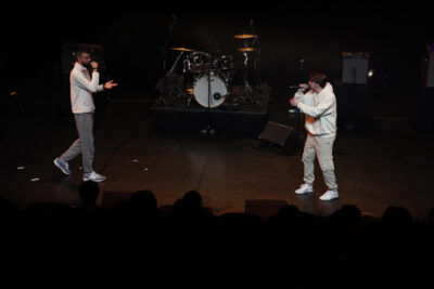 Groupe chanteurs finale tremplin jeunes talents 2024 - Agrandir l'image 8 sur 13, fenêtre modale