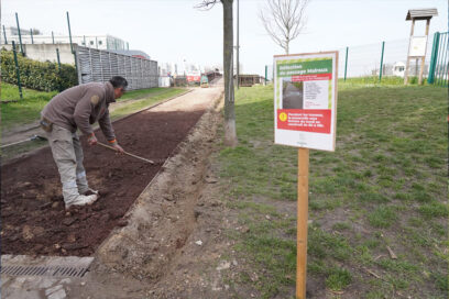 Agent de la ville lors de la refection du passage malraux - Agrandir l'image, fenêtre modale